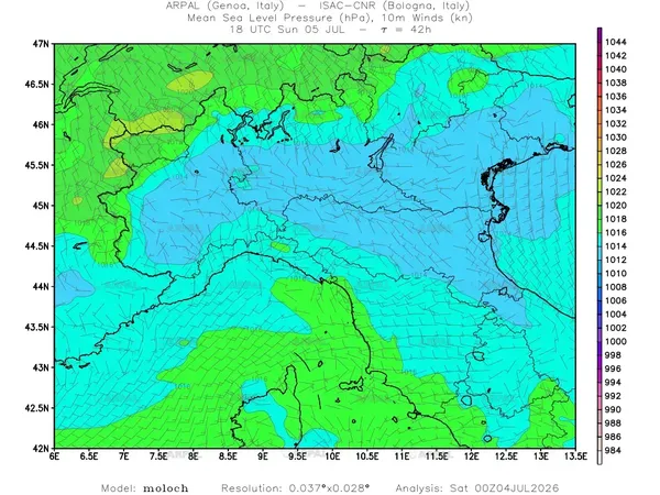 thumb_moloch_zoom_2026070400_42_mslp%shd+cnt_wind10%barb.webp