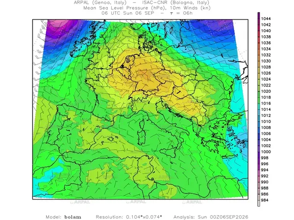 thumb_bolam_all_2026090600_06_mslp%shd+cnt_wind10%barb2.webp