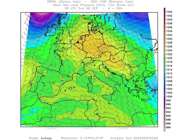 thumb_bolam_all_2026090600_09_mslp%shd+cnt_wind10%barb2.webp