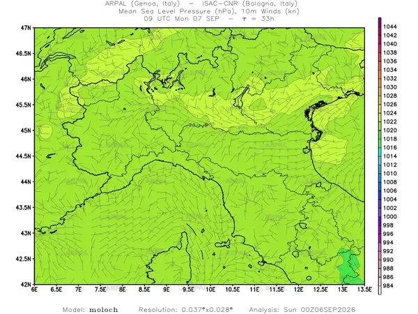 thumb_moloch_zoom_2026090600_33_mslp%shd+cnt_wind10%barb.webp