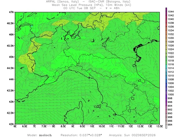 thumb_moloch_zoom_2026090600_48_mslp%shd+cnt_wind10%barb.webp